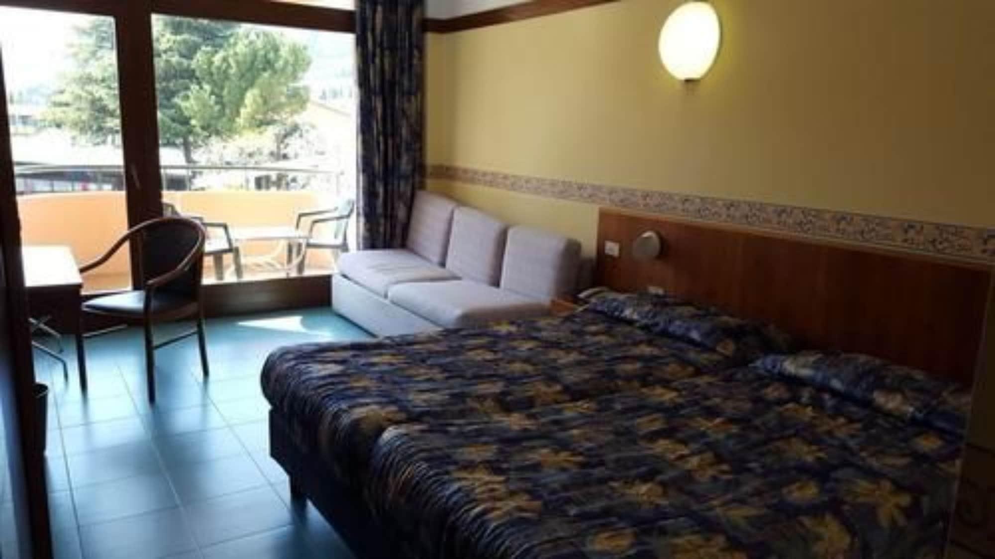 Hotel Royal Гарда Екстериор снимка