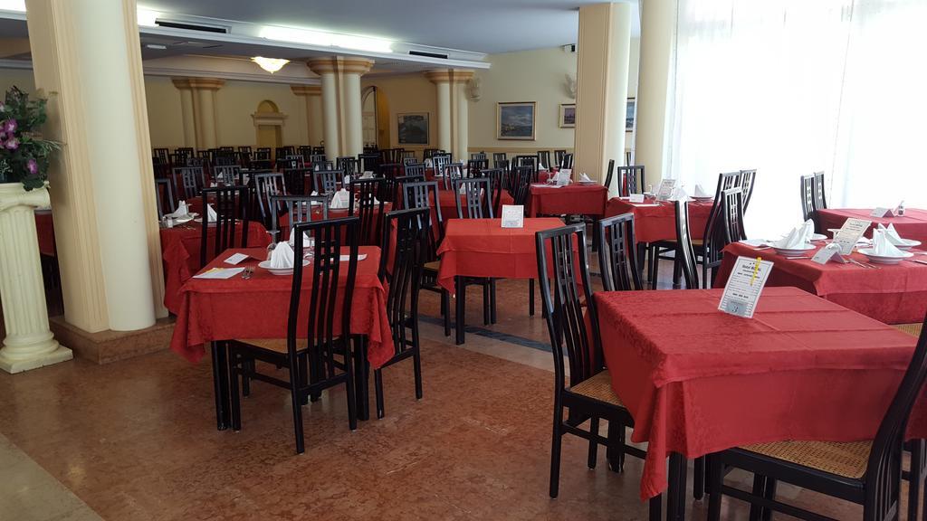 Hotel Royal Гарда Екстериор снимка